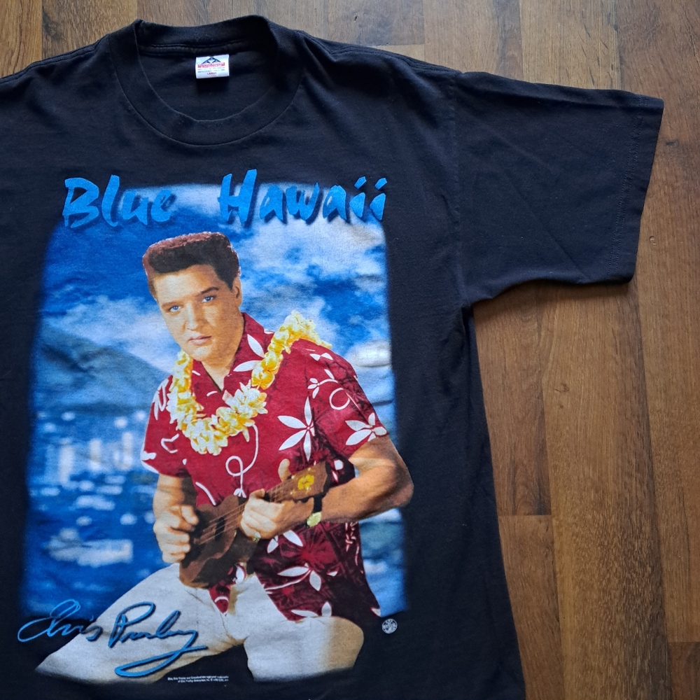 Vintage Elvis Blue Hawaii t-shirt, men's size Large, 1998, black blue red, EUC - Picture 10 of 17